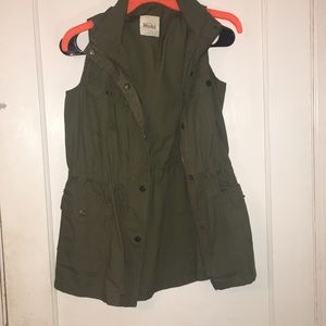Army green vest